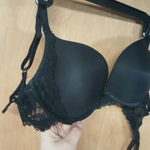 Victoria's Secret Dreams Angel push-up bra